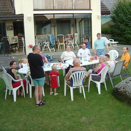 Bnb Villa Moncalme Travers Buitenkant foto
