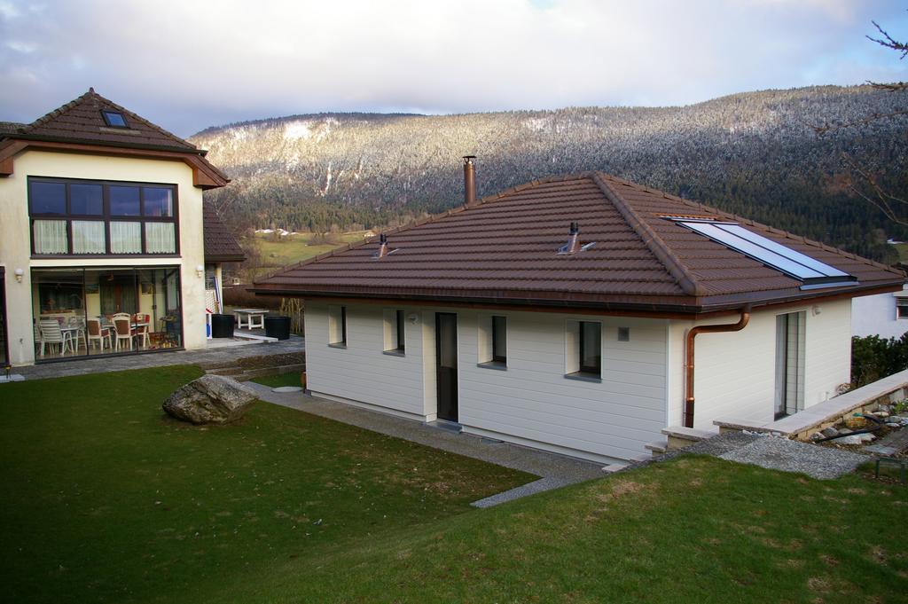 Bnb Villa Moncalme Travers Buitenkant foto