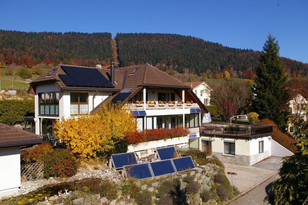 Bnb Villa Moncalme Travers Buitenkant foto