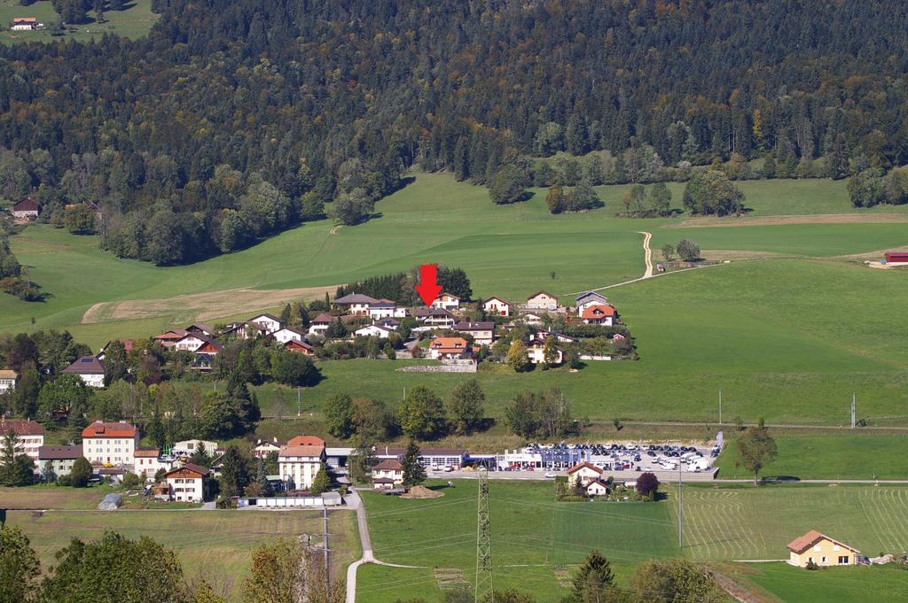 Bnb Villa Moncalme Travers Buitenkant foto